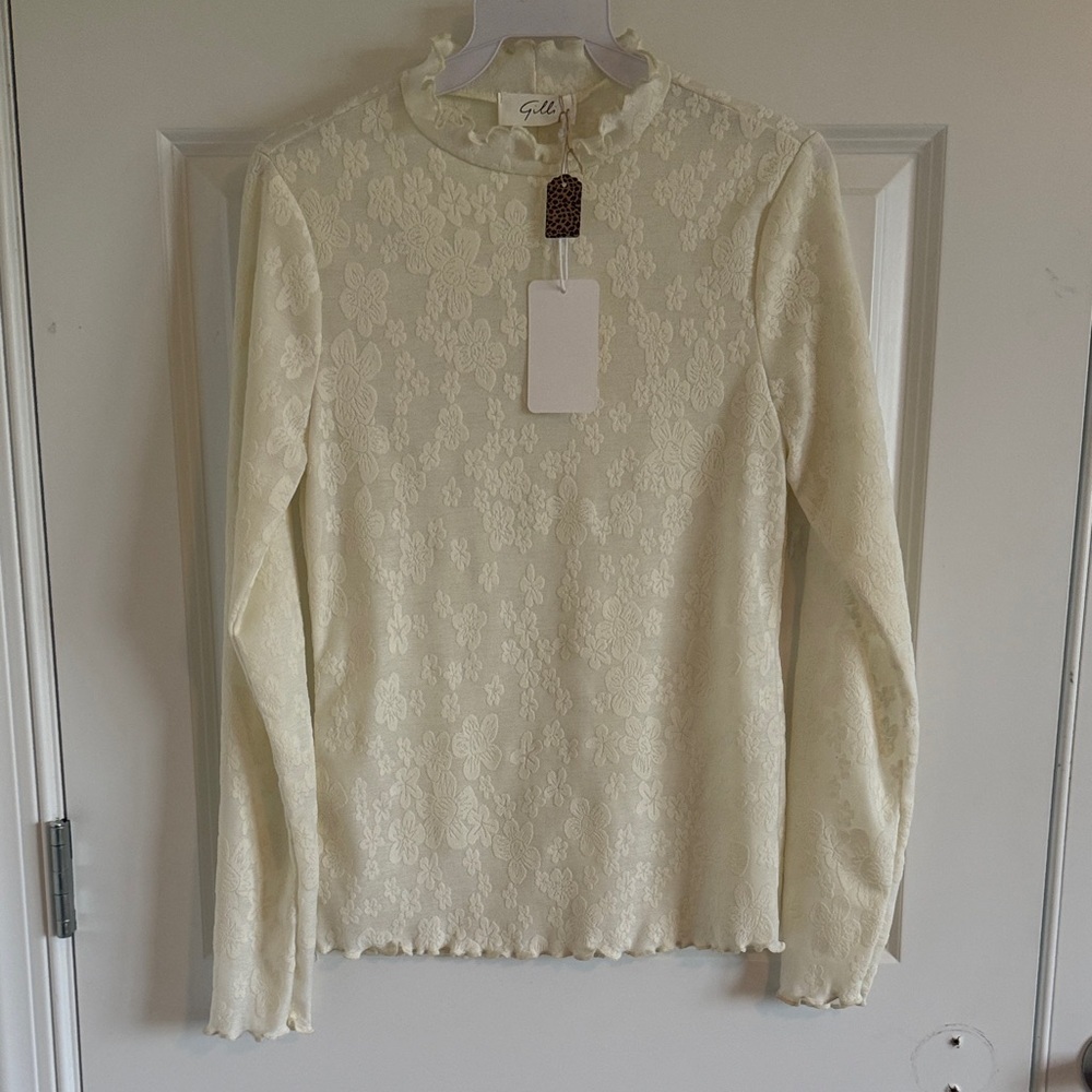NWT Gilli Cream Sheer Lace Top | Long Sleeve Romantic Mesh Blouse Medium